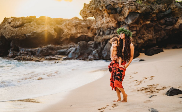 The Magic of Oahu: Captured by Family Photographer post thumbnail image