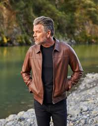 Bomber Bliss: Top Picks for Men’s Leather Bomber Jacket Trends post thumbnail image